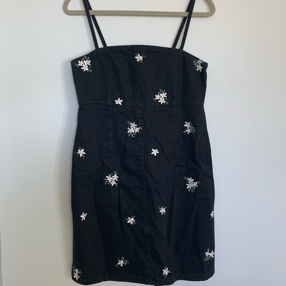 TopShop Embroidered Denim Bodycon Dress - Picture 3 of 8